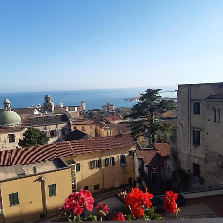 Salerno Eremita Apartment Екстер'єр фото